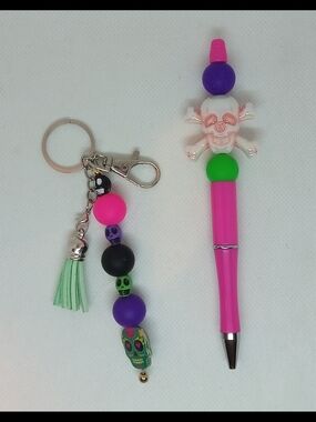 Pink Skull Stylus Beaded Pen and Keychain/Purse Charm Set NEW
